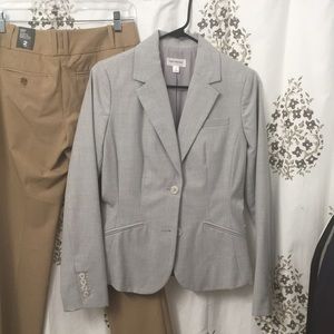 Light gray Isaac mizrahi blazer nwot size 2